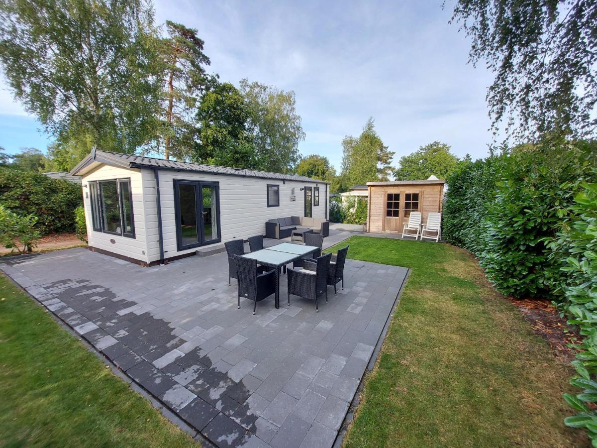 Chalet Wanama. Gelegen Op Het Vakantiepark Het Lierderholt Op De Veluwe. Villa Beekbergen Exterior foto
